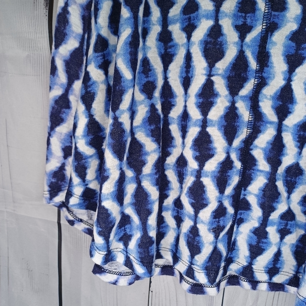 Athleta Blue and White Sleeveless Top - Picture 11 of 12